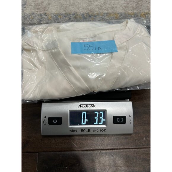 No Boundaries Womens White Short Sleeve Buttoned Blouse Ruched Tie Cuffs Sz M - Picture 9 of 10